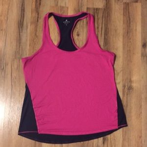 MOVING SALE: Athleta chi tank